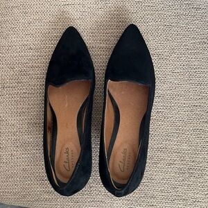 Clarks Indigo Elfin Sage Black Suede High Heel Loafers Women’s Size 6.5